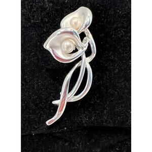 NAPIER Double Calla Lily Brooch Pin Faux Pearl Silver Tone